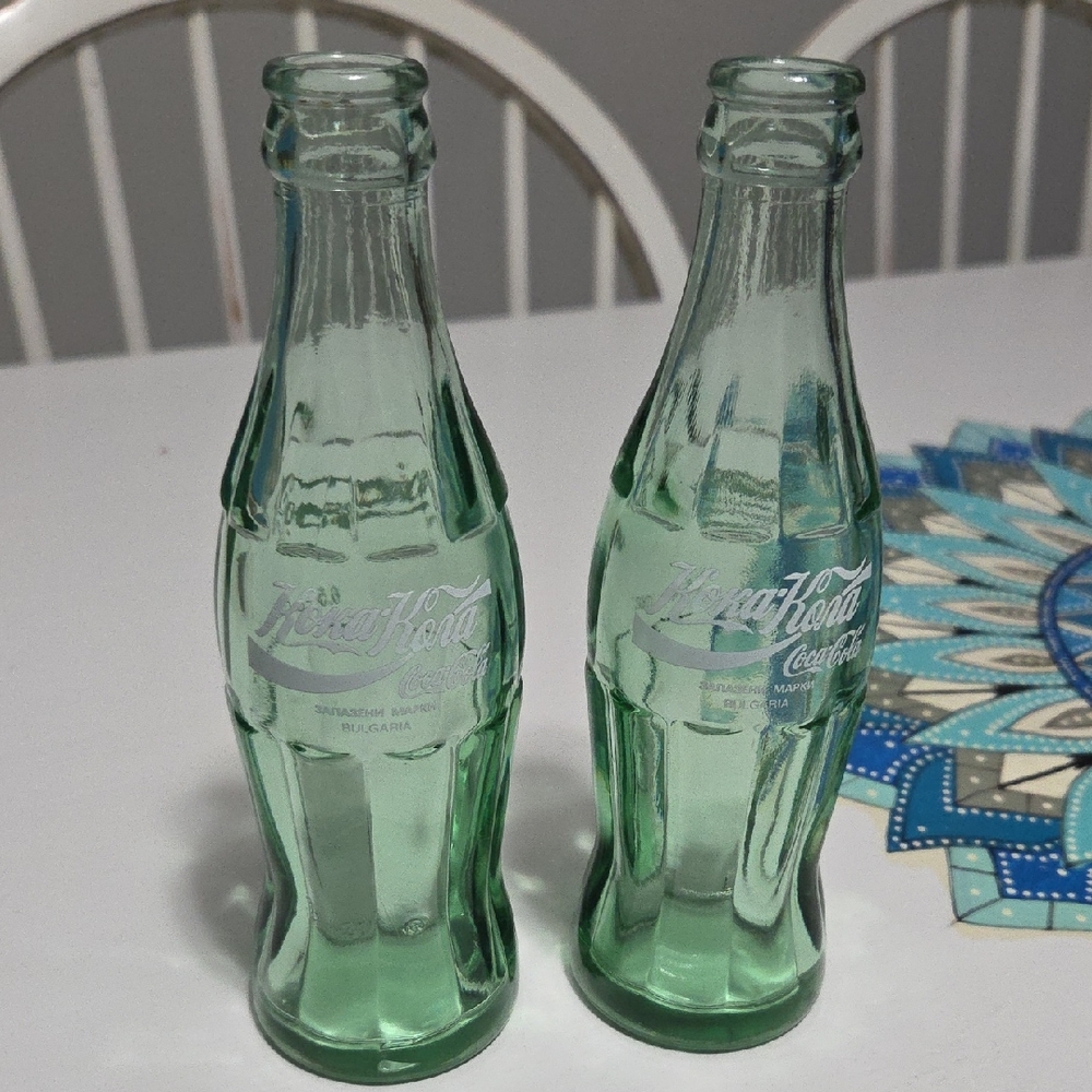 🔴2/$15 2-Buglaria Coca-Cola Vintage Bottles
